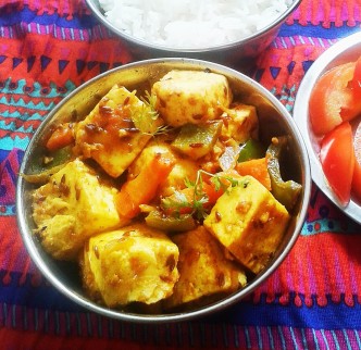 Paneer Jalfrezi recipe – Indian cottage cheese (paneer) with mixed vegetables and spices