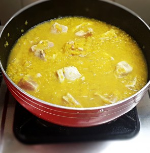 chicken with red split lentils stew