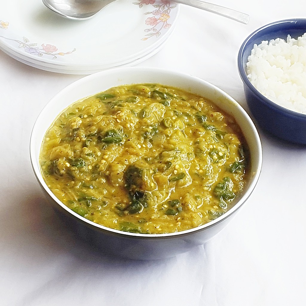 aubergine with spinach coconut curry recipe paleo