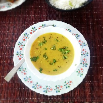 lasooni dal recipe - lentils with garlic soup